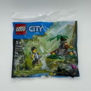 LEGO City Baby Gorilla Encounter Set (30665)